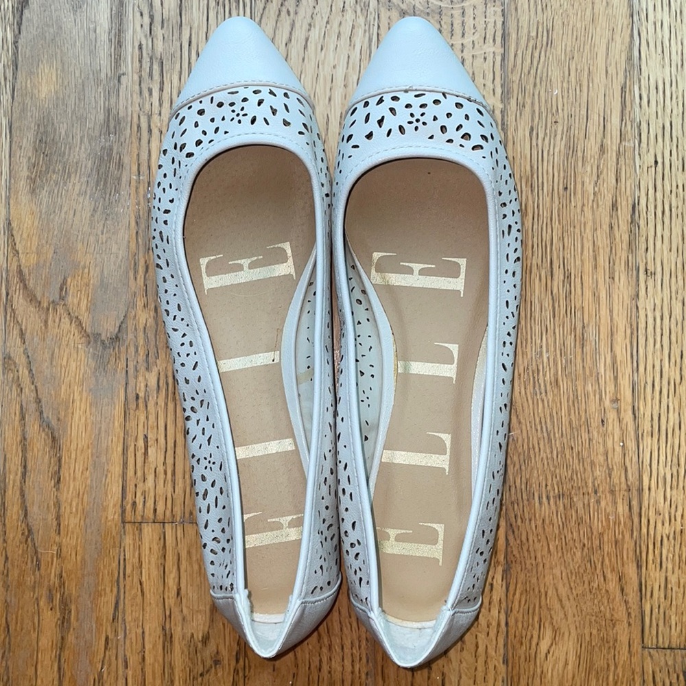 NWOT offwhite Elle flats!